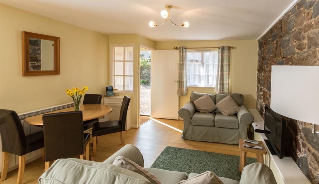 Le Douit Farm Self Catering Villa Saint Martin Exteriör bild